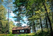 Lake Owen Hardwoods State Natural Area景点图片