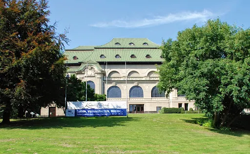Kaiser-Friedrich-Halle