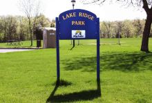 Lake Ridge Park景点图片