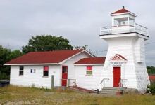 Salmon River Lighthouse景点图片