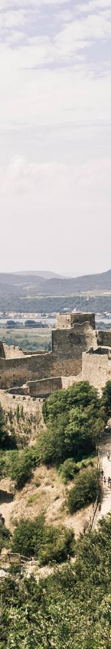 Fortress Mornas-莫尔纳