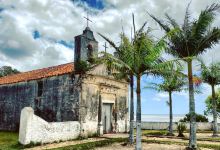 Praia da Capilha景点图片