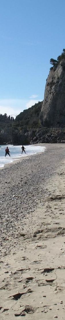 Saraceni Bay-瓦里格提