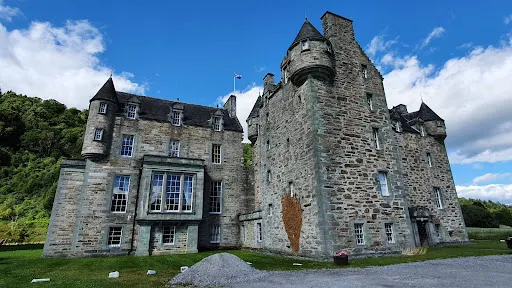 Castle Menzies