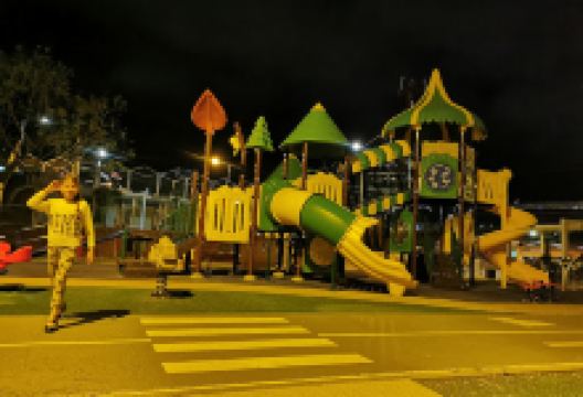 Avellana Park景点图片