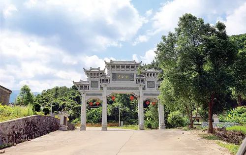 惠東縣多祝鎮龍岩寺