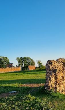 Ludzas Viduslaiku Pilsdrupas-卢扎