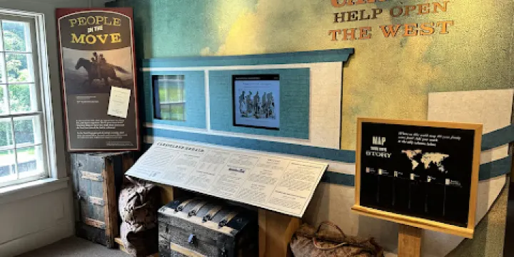 Canal Exploration Center