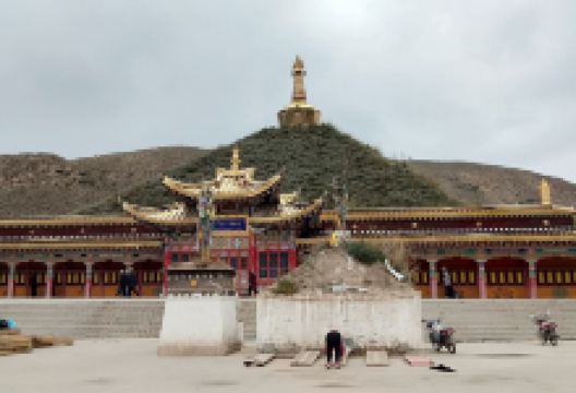 旦麻古塔景点图片