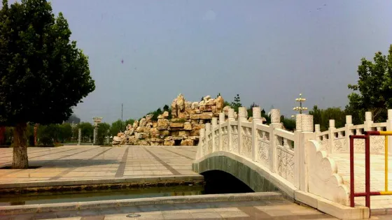 龍湖公園