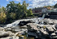 Salmon Falls Parking景点图片