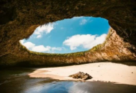 Punta Mita Charters景点图片