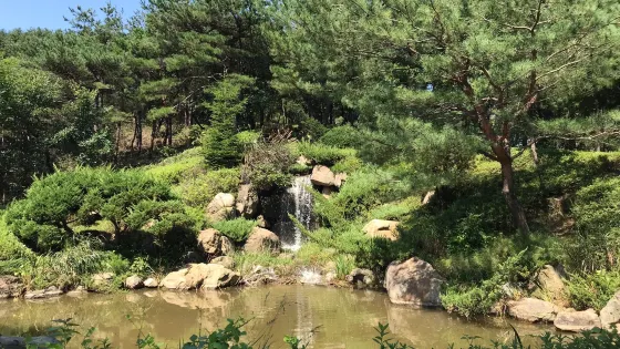 靈仁山