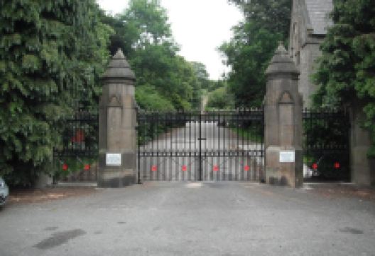 Blackburn Old Cemetery景点图片