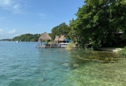 Lake Bacalar景点图片