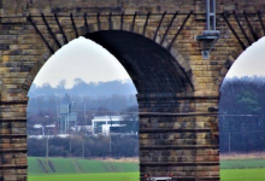 Almond Valley Railway Viaduct景点图片