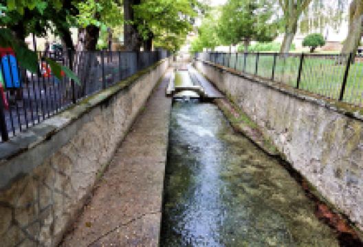 Cifuentes Springs景点图片