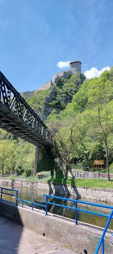 City Beach-乌日策