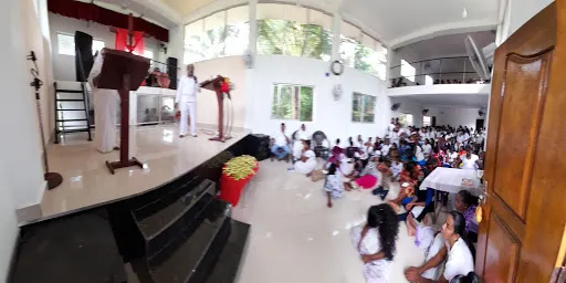 jesus lives church