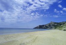 Arkoudilas Beach景点图片