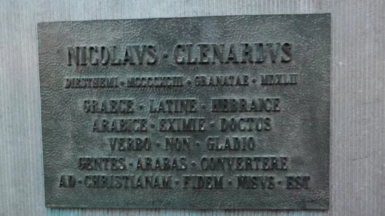 Nicolaes Cleynaerts statue