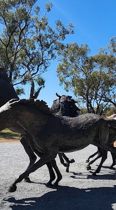Sonata Sculpture-福布斯