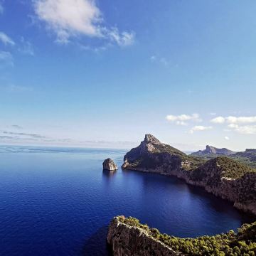 西班牙+巴塞罗那+马略卡岛8日7晚私家团