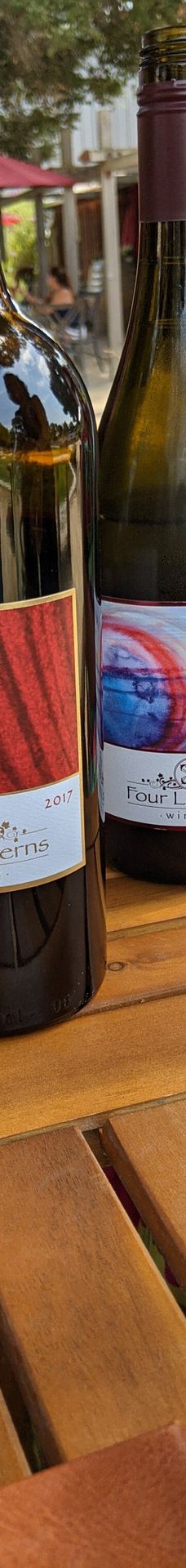 Four Lanterns Winery-桑卡拉武里