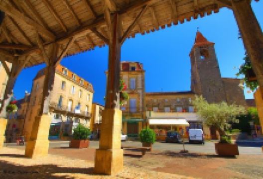 Monpazier Town Hall景点图片