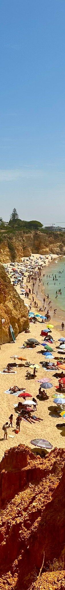 Praia do Alemao-波尔蒂芒