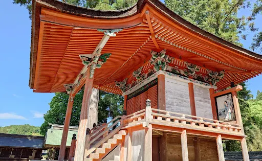 天津神社