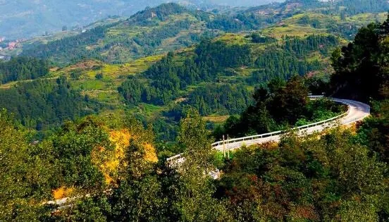 峨城山