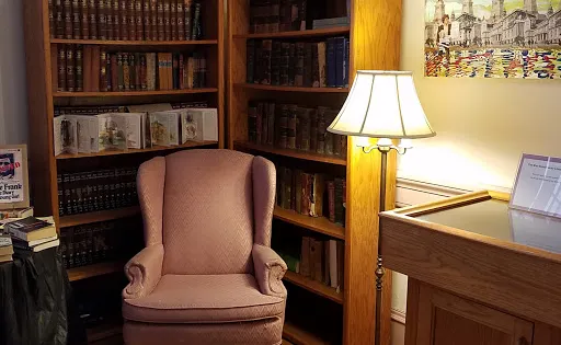 Karpeles Manuscript Library