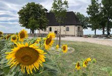 Church of the Holy. Lawrence in Dolsk景点图片