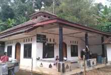 Masjid Jami Baitul Muttaqin Karangcongok景点图片