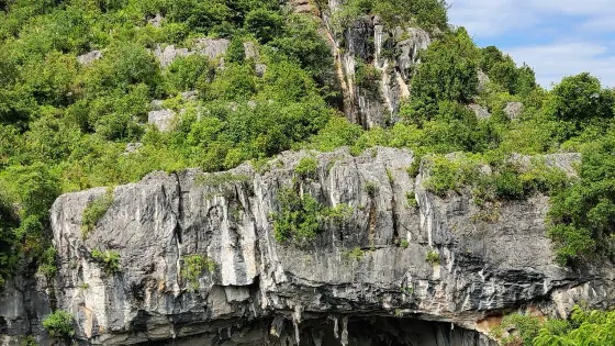 盤州市娘娘山旅遊景區-天生橋