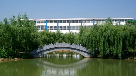 雙龍湖