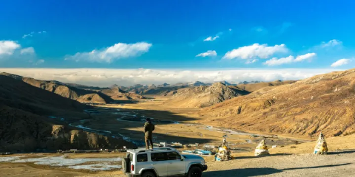 邦達草原觀景點