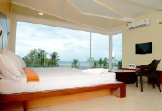 Velankanni Beach景点图片