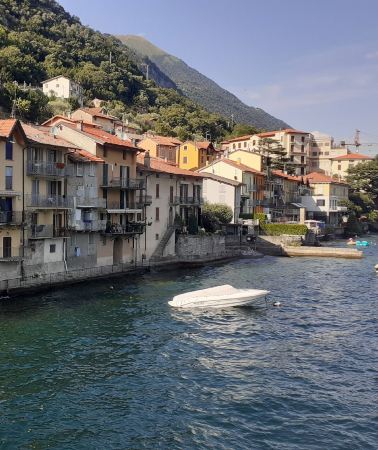3D2N • Serenity on the lake, splendor in the city -- three days in Milan and Como.