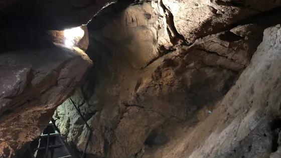 Skelskaya Cave