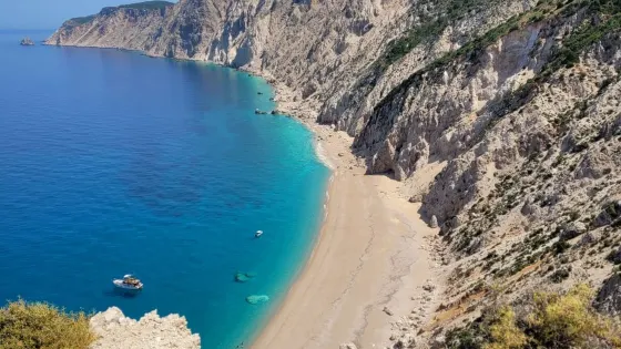 Platia Ammos