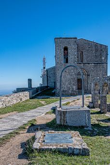 Mare de Déu del Mont-阿尔瓦纳