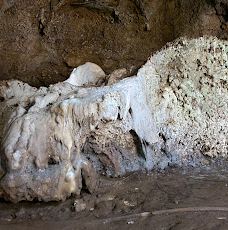 Grotte de Hortense-松树岛