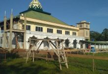 MASJID AL-GHUFRON UJUNGBATU景点图片