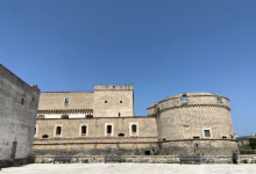 Piazza Vittoria景点图片