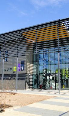 Middlesbrough Sports Village-米德尔斯堡