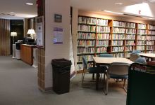 McFarlen Library景点图片