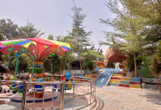Waterpark Megasari景点图片
