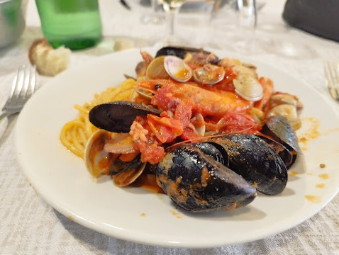 Ristorante Pizzeria Adriano A Mare